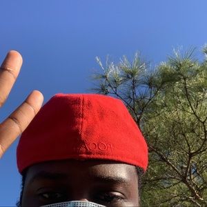 Meet your Posher, Emmanuel